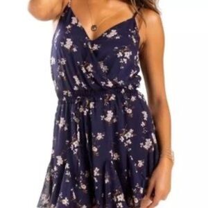 Francesca's Collections Giselle Navy Floral Romper shorts